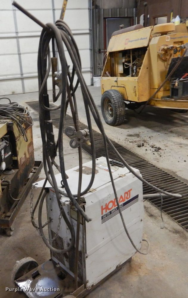 image for item HV9569 Hobart BetaMig 250 welder