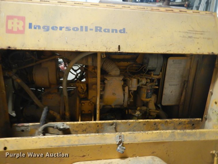 image for item HV9571 Ingersoll Rand D175  air compressor