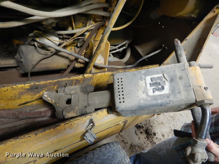 image for item HV9571 Ingersoll Rand D175  air compressor