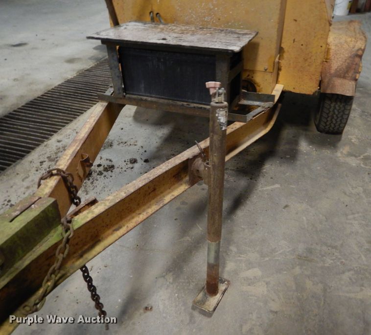 image for item HV9571 Ingersoll Rand D175  air compressor