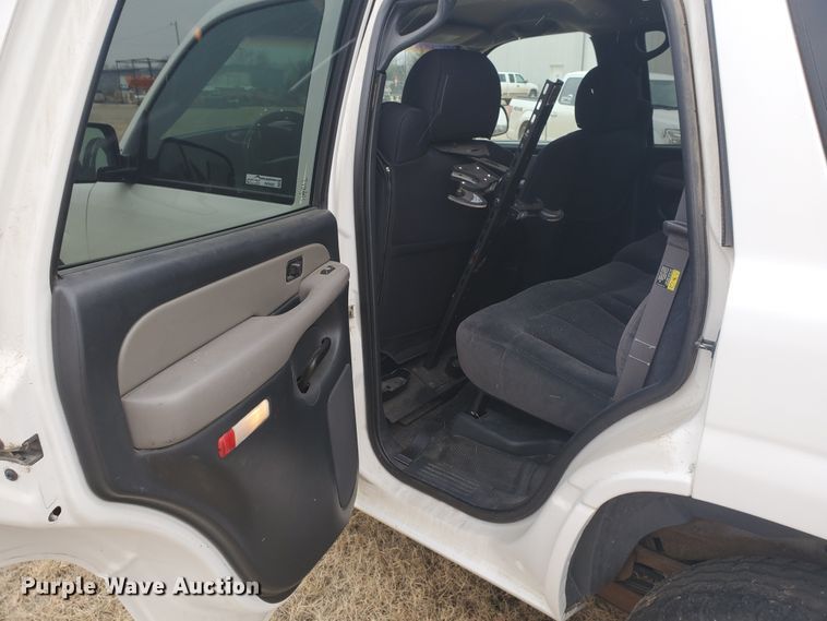 image for item HW9582 2002 Chevrolet Tahoe Police  SUV