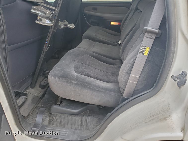 image for item HW9582 2002 Chevrolet Tahoe Police  SUV