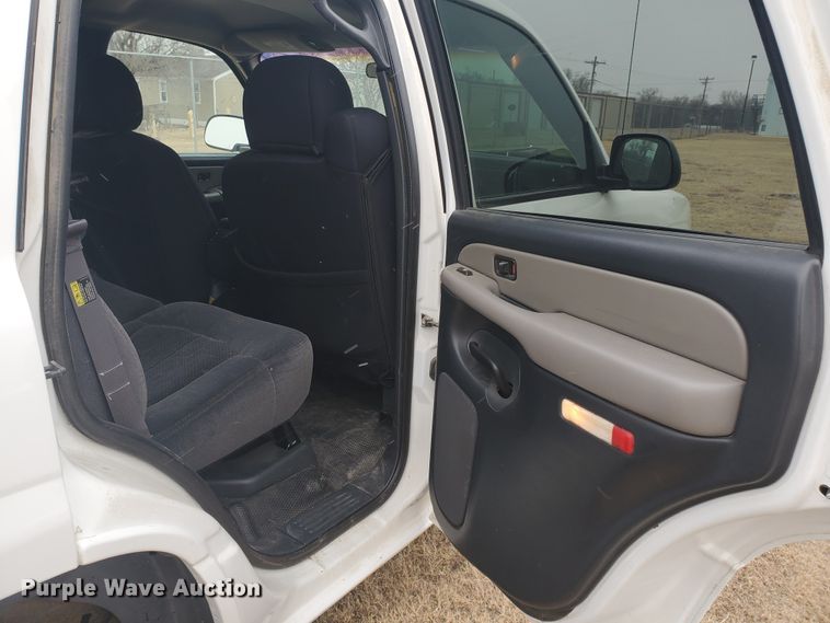 image for item HW9582 2002 Chevrolet Tahoe Police  SUV