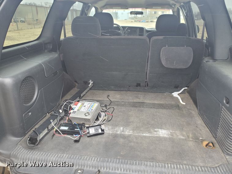 image for item HW9582 2002 Chevrolet Tahoe Police  SUV