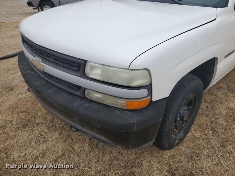 image for item HW9582 2002 Chevrolet Tahoe Police  SUV