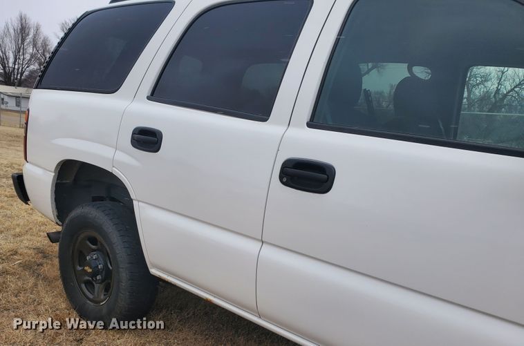 image for item HW9582 2002 Chevrolet Tahoe Police  SUV