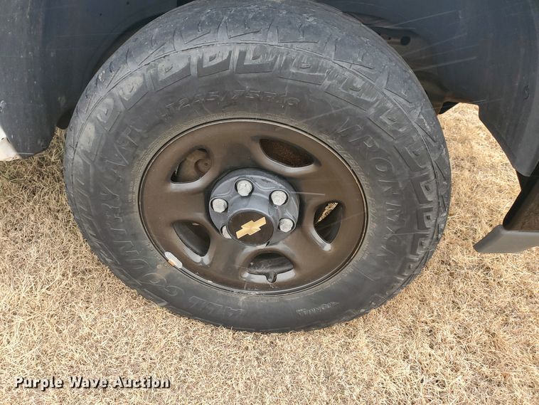 image for item HW9582 2002 Chevrolet Tahoe Police  SUV