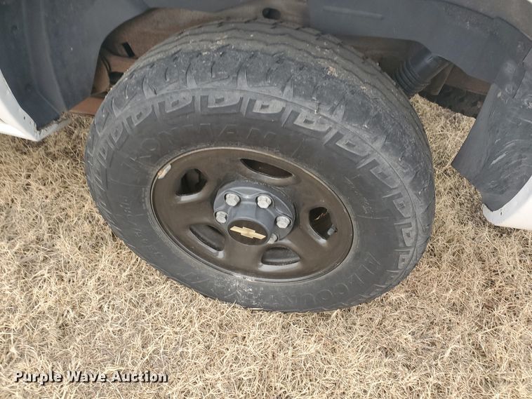 image for item HW9582 2002 Chevrolet Tahoe Police  SUV