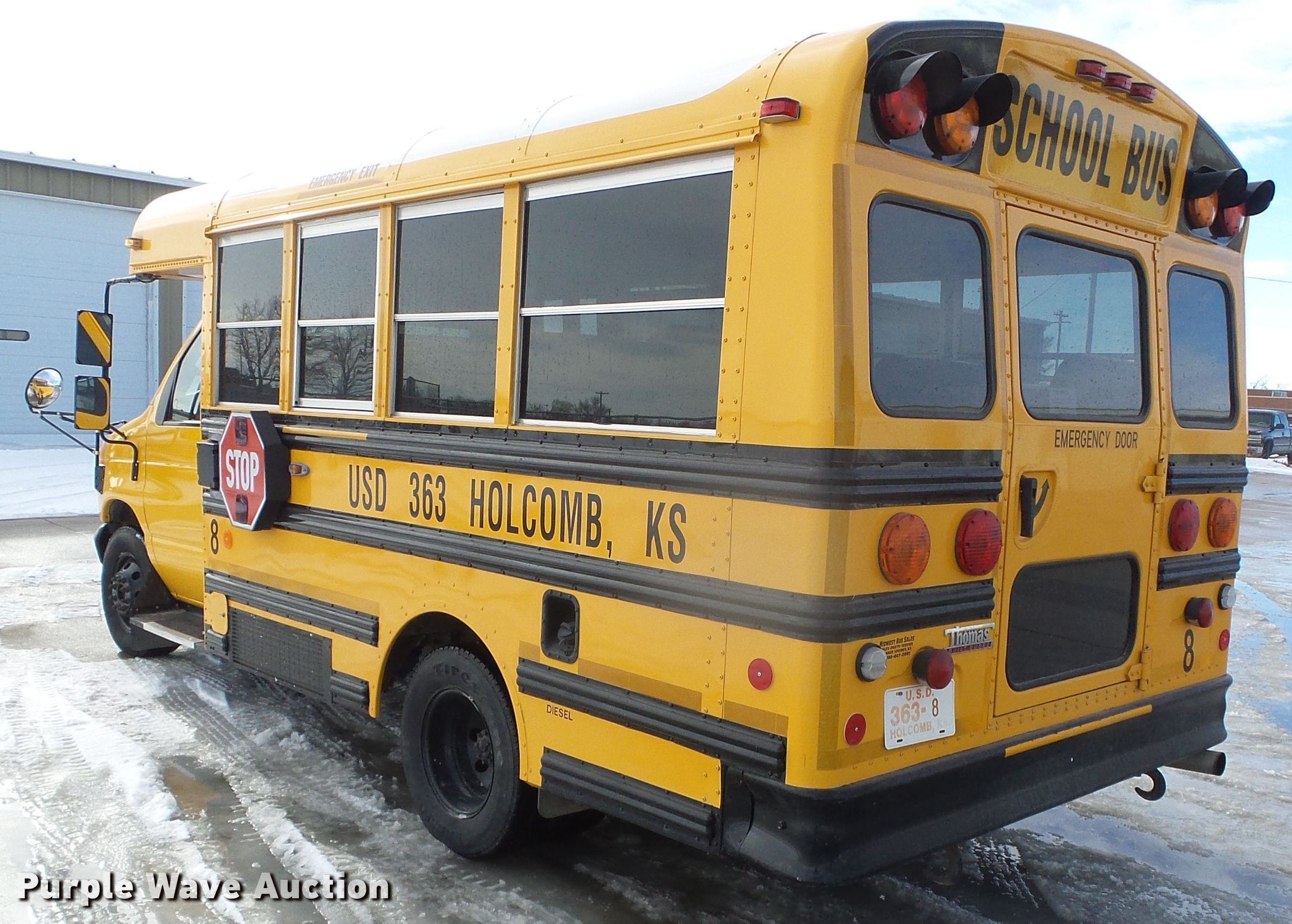 2006 Ford E350 school bus in KS Item DG8401 sold Purple Wave