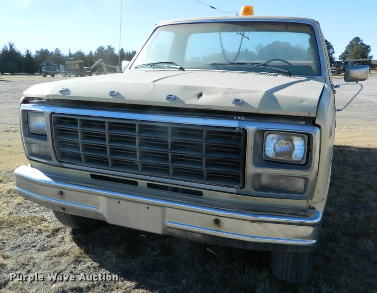 image for item DE4559 1981 Ford F100  pickup truck