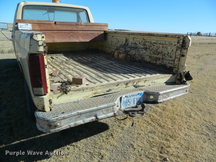 image for item DE4559 1981 Ford F100  pickup truck