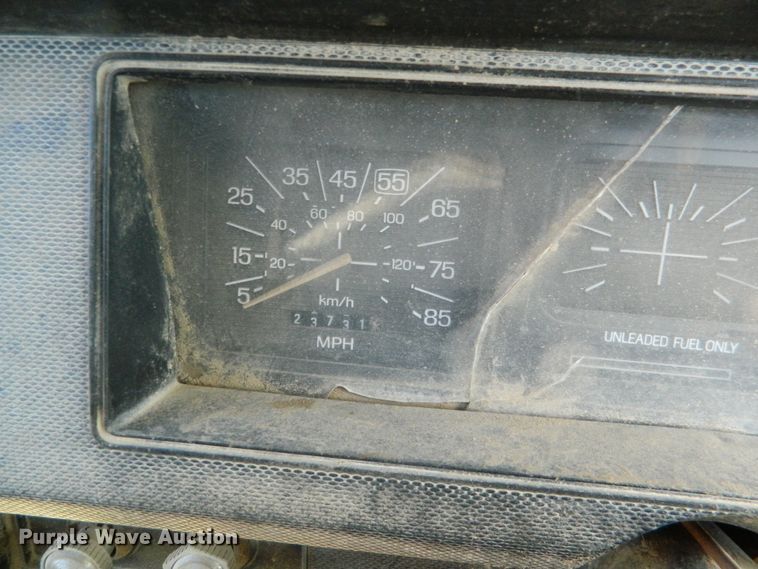 image for item DE4559 1981 Ford F100  pickup truck