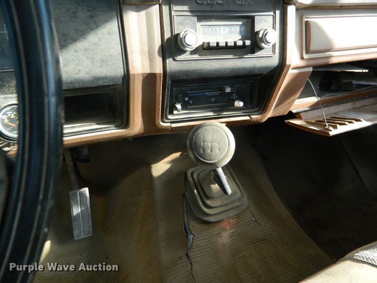 image for item DE4559 1981 Ford F100  pickup truck