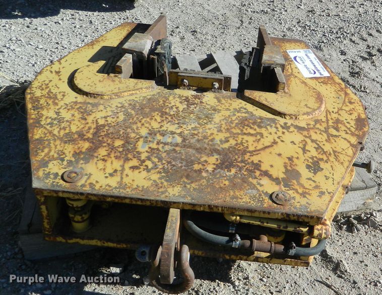 image for item DE4562 Concrete barrier clamp