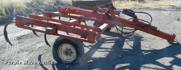 image for item DE4566 JI Case  chisel