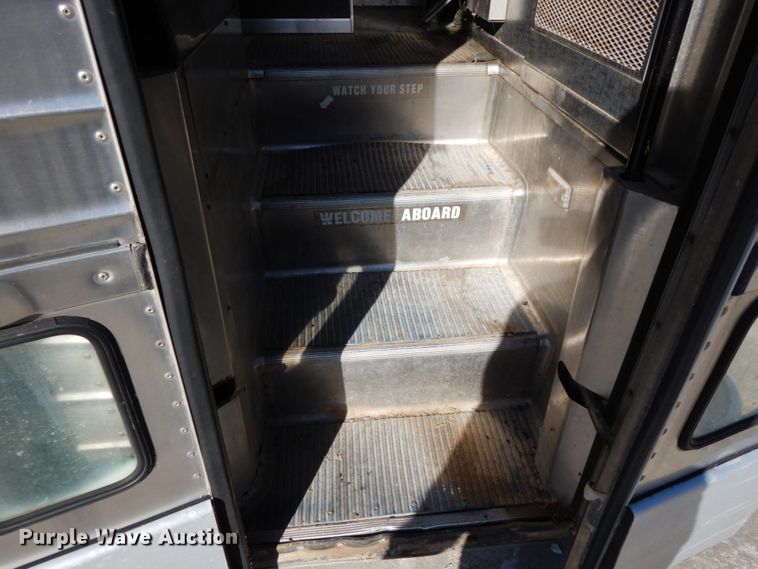 image for item DF3222 1984 TMC MC-9  Crusader II MCI coach bus