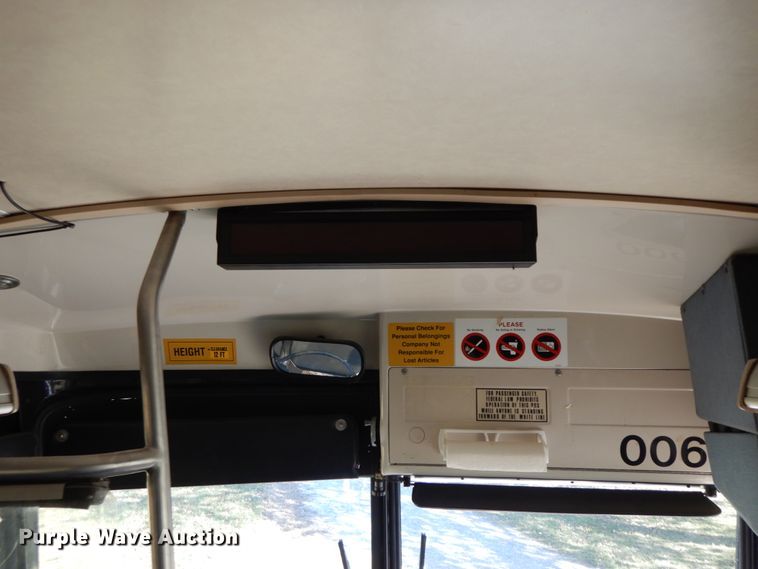 image for item DF3222 1984 TMC MC-9  Crusader II MCI coach bus