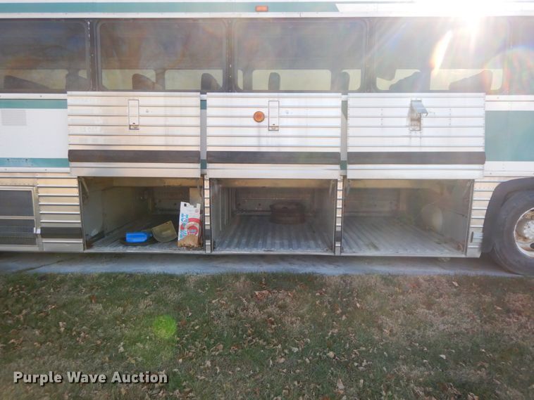 image for item DF3222 1984 TMC MC-9  Crusader II MCI coach bus