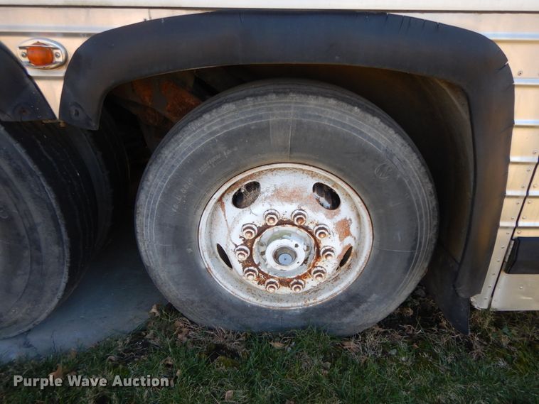 image for item DF3222 1984 TMC MC-9  Crusader II MCI coach bus