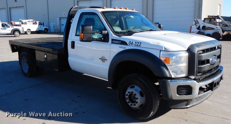 image for item DF3225 2016 Ford F550  flatbed truck