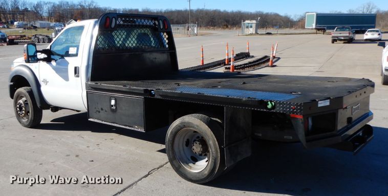 image for item DF3225 2016 Ford F550  flatbed truck