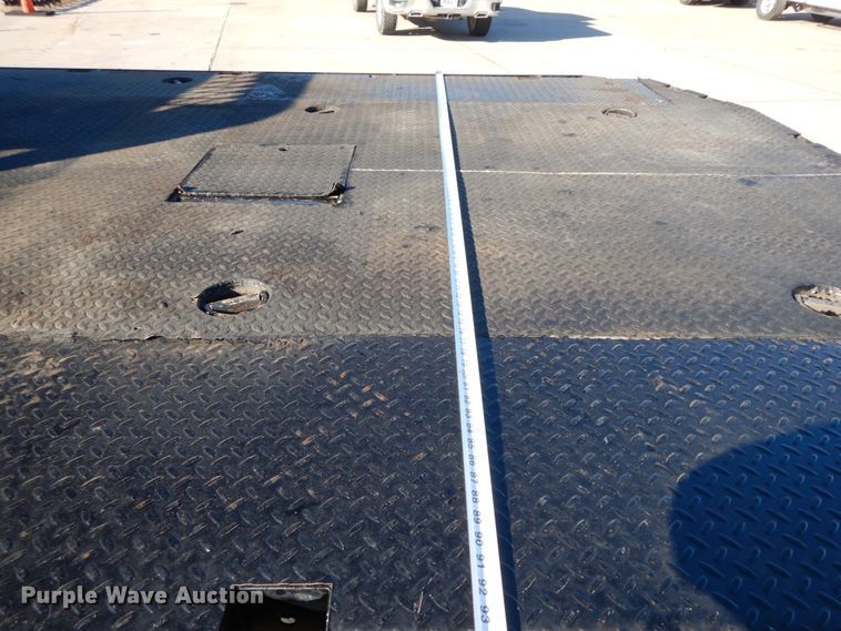 image for item DF3225 2016 Ford F550  flatbed truck