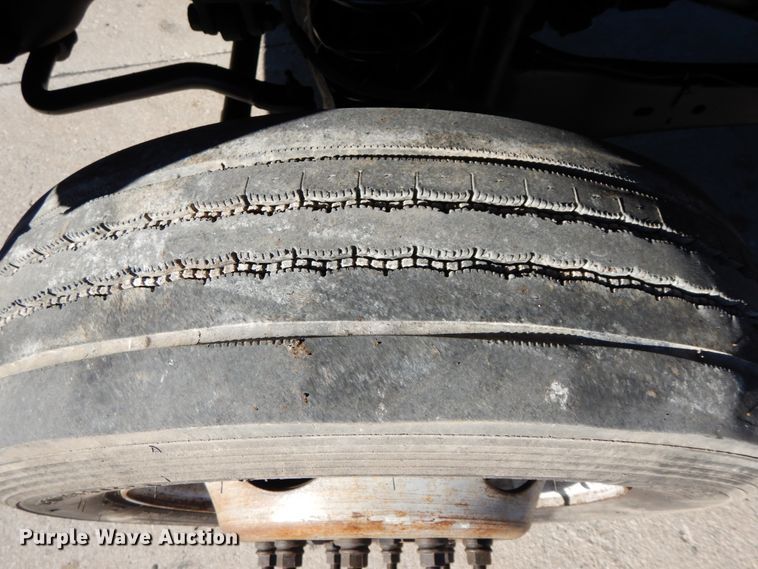 image for item DF3225 2016 Ford F550  flatbed truck