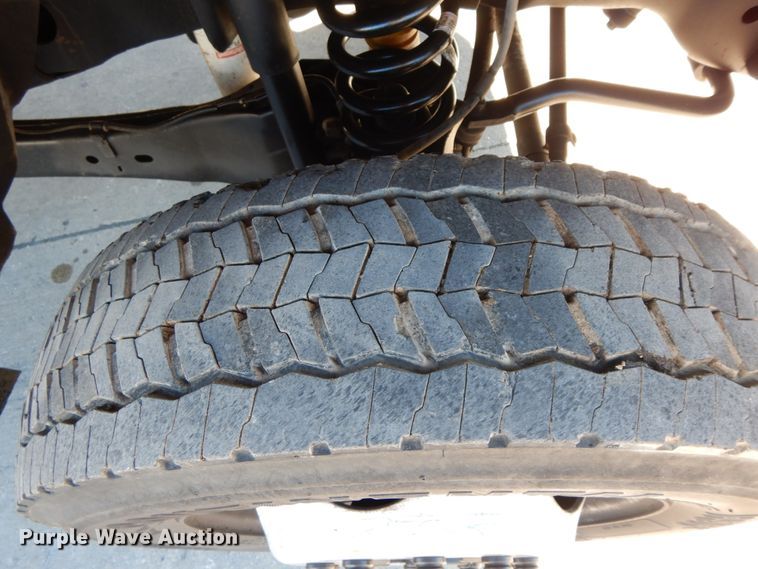 image for item DF3225 2016 Ford F550  flatbed truck