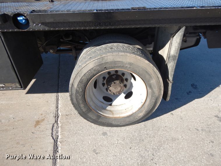 image for item DF3225 2016 Ford F550  flatbed truck