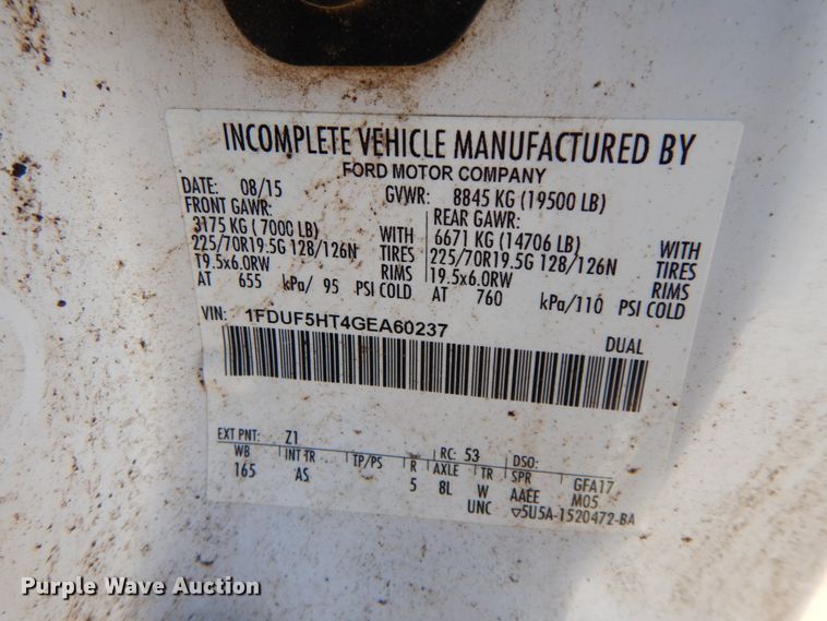 image for item DF3225 2016 Ford F550  flatbed truck