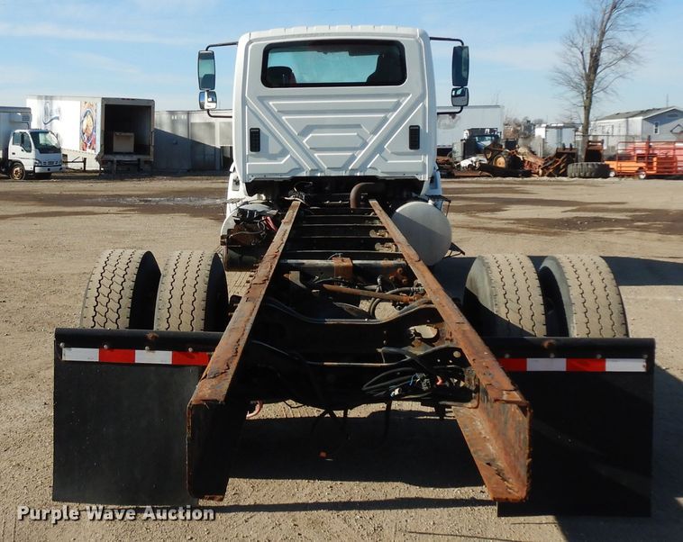 image for item DF6737 2013 International TranStar 8600  truck cab and chassis