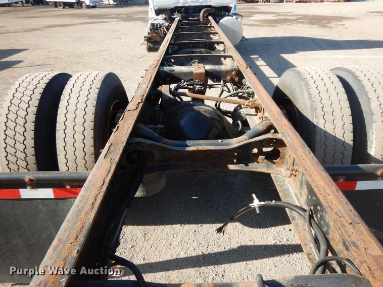 image for item DF6737 2013 International TranStar 8600  truck cab and chassis