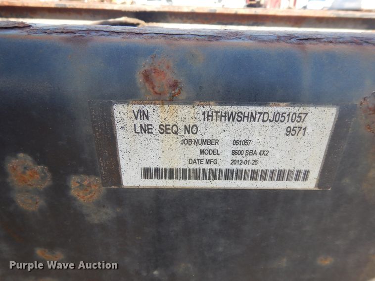 image for item DF6737 2013 International TranStar 8600  truck cab and chassis