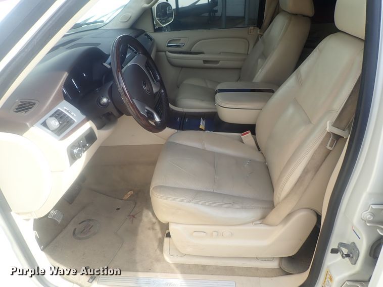 image for item DG2937 2007 Cadillac Escalade SUV