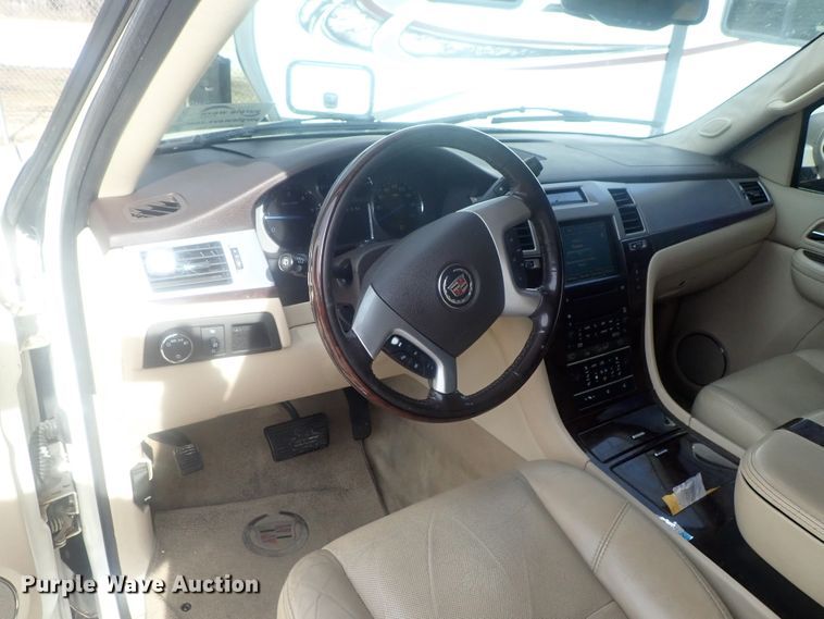 image for item DG2937 2007 Cadillac Escalade SUV