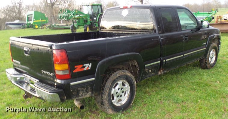 image for item DG5615 1999 Chevrolet Silverado 1500  Ext. Cab pickup truck