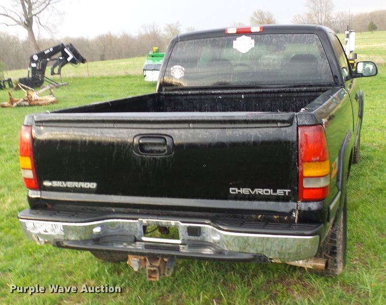 image for item DG5615 1999 Chevrolet Silverado 1500  Ext. Cab pickup truck