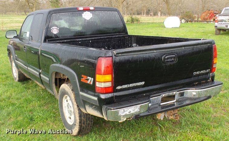 image for item DG5615 1999 Chevrolet Silverado 1500  Ext. Cab pickup truck