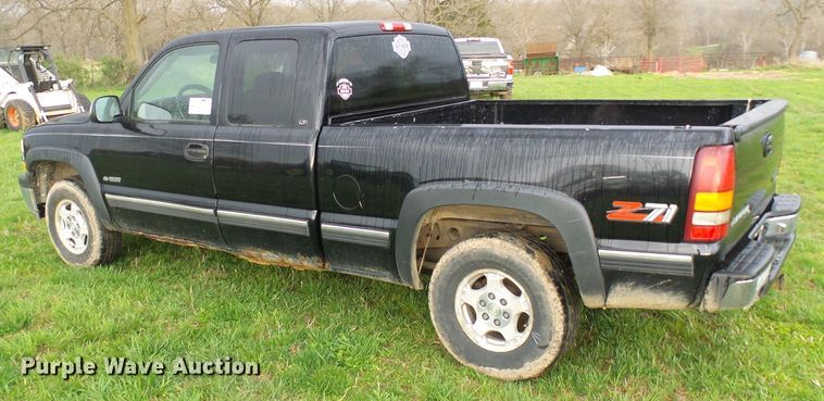 image for item DG5615 1999 Chevrolet Silverado 1500  Ext. Cab pickup truck