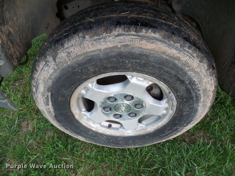 image for item DG5615 1999 Chevrolet Silverado 1500  Ext. Cab pickup truck