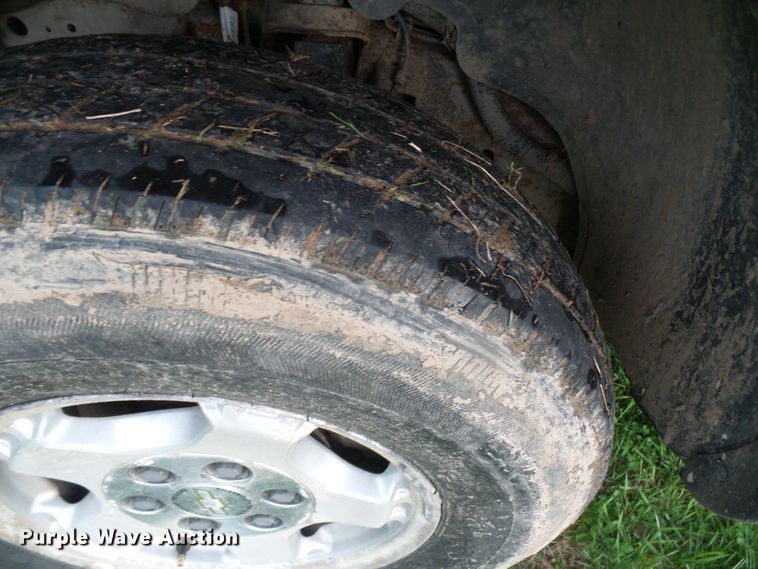 image for item DG5615 1999 Chevrolet Silverado 1500  Ext. Cab pickup truck