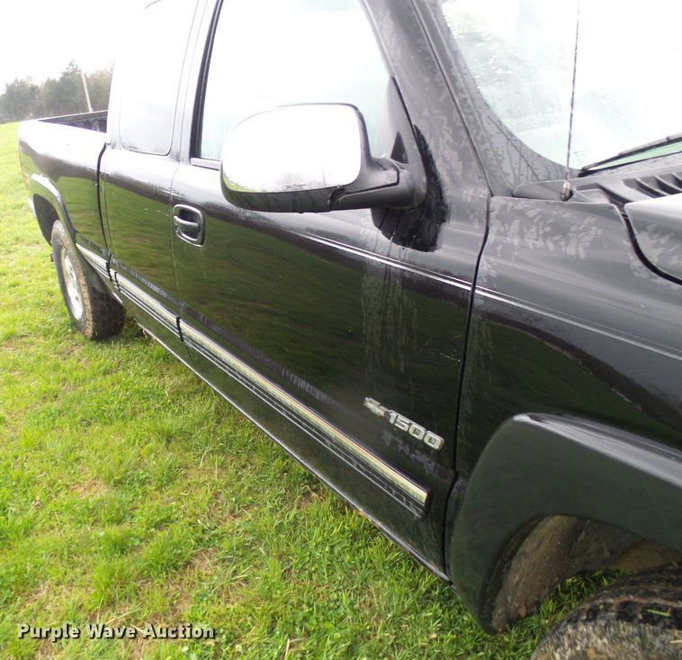 image for item DG5615 1999 Chevrolet Silverado 1500  Ext. Cab pickup truck