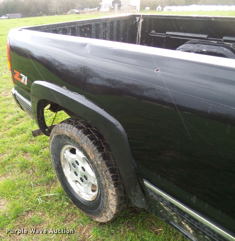 image for item DG5615 1999 Chevrolet Silverado 1500  Ext. Cab pickup truck