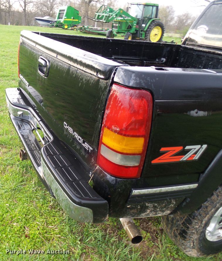 image for item DG5615 1999 Chevrolet Silverado 1500  Ext. Cab pickup truck