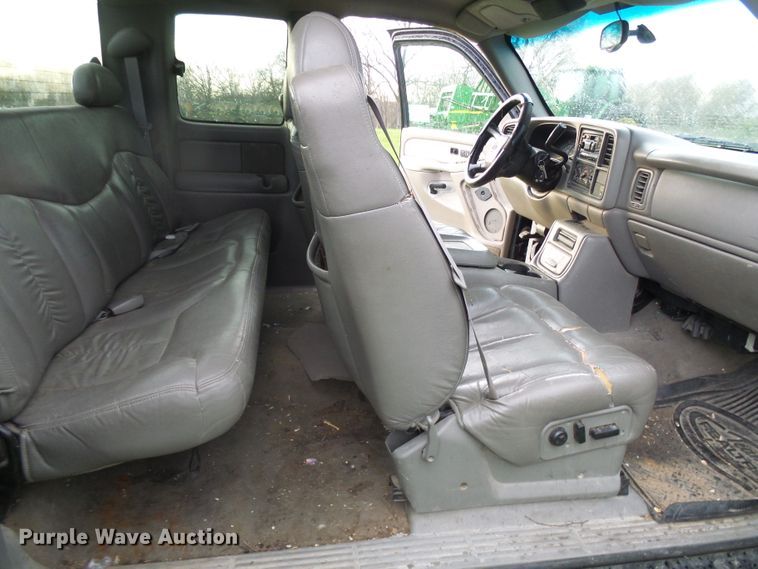 image for item DG5615 1999 Chevrolet Silverado 1500  Ext. Cab pickup truck