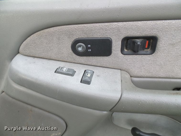 image for item DG5615 1999 Chevrolet Silverado 1500  Ext. Cab pickup truck