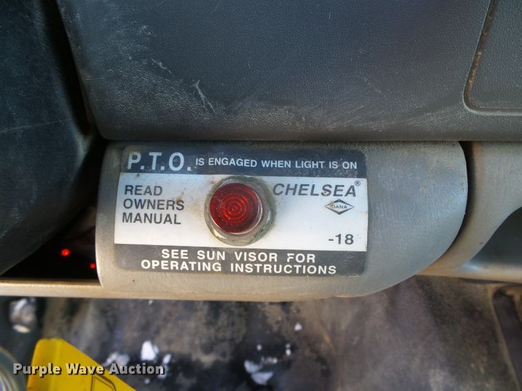 image for item DG8400 2000 Ford F550 Super Duty  utility / service truck