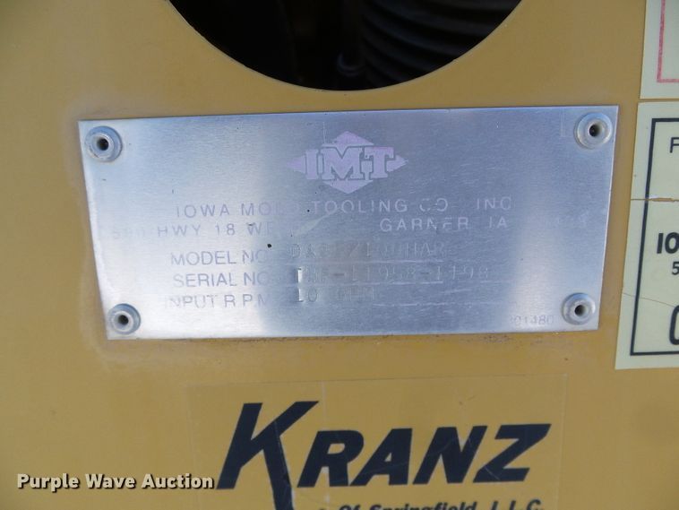 image for item DG8400 2000 Ford F550 Super Duty  utility / service truck