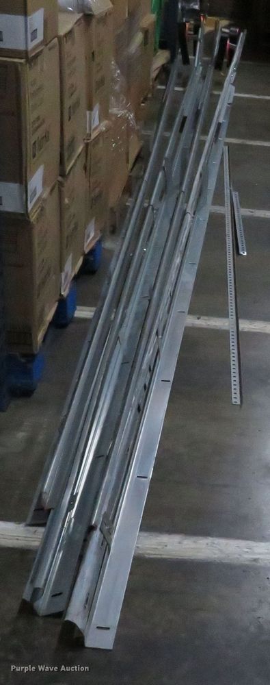 image for item DH0631 (2) Overhead doors