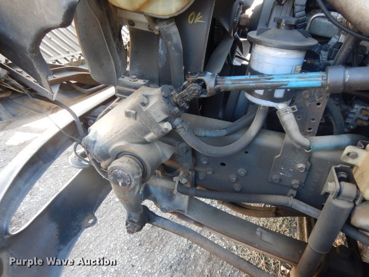 image for item DH3398 2008 International 4300  truck cab and chassis